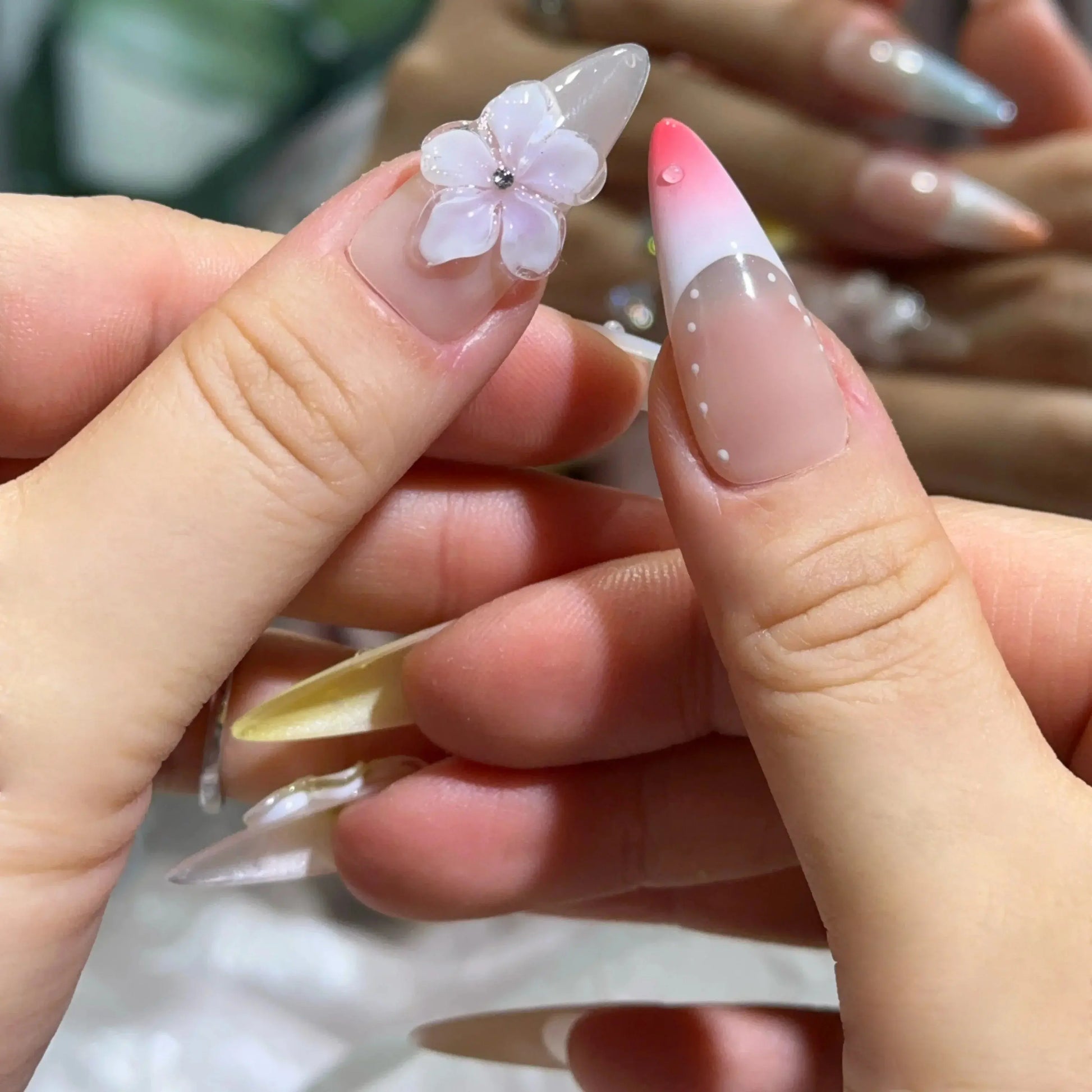 Dewy, transparent finish detail on the Spring Bloom press on nails.

