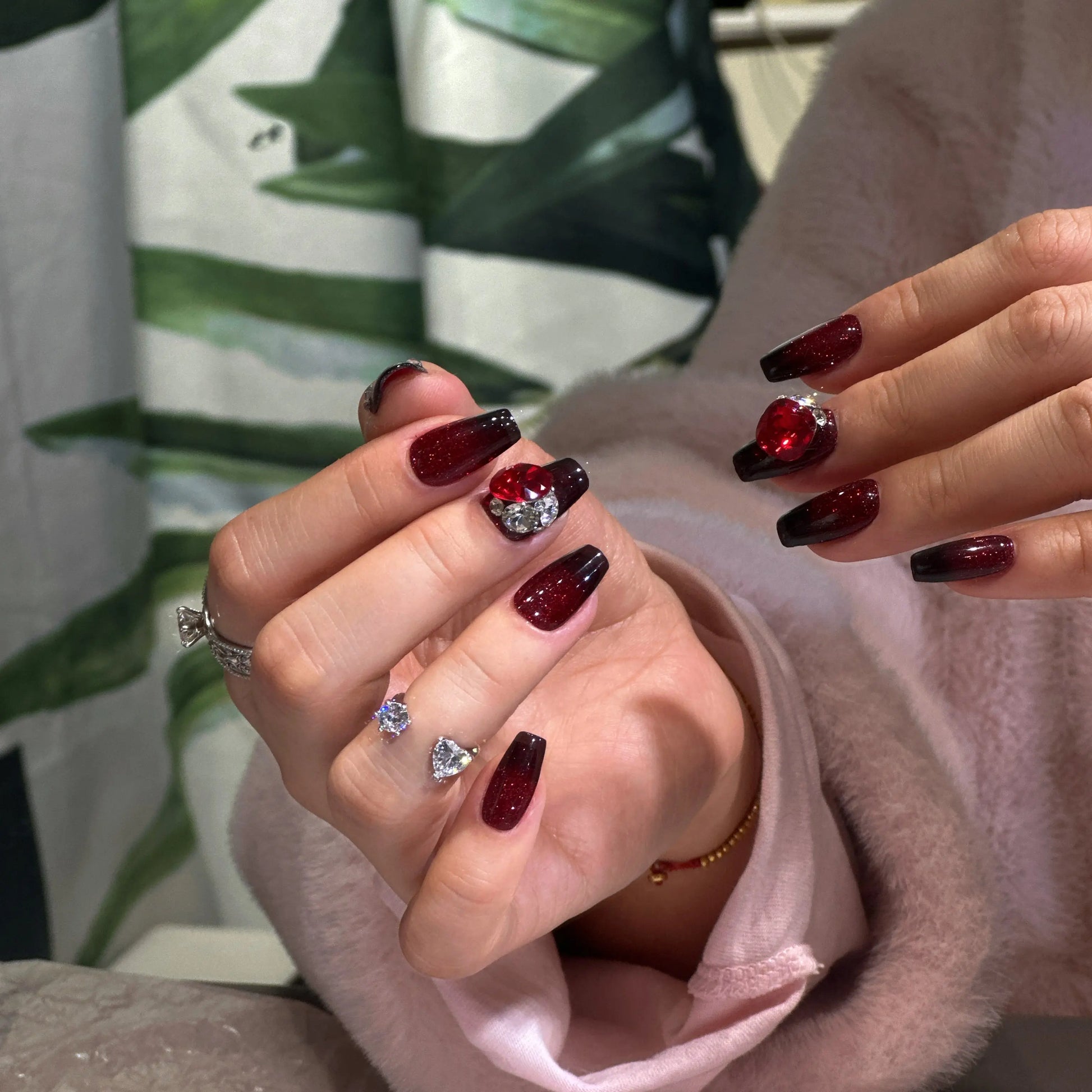 Bold and glamorous manicure with Velvet Rouge matte press on nails.

